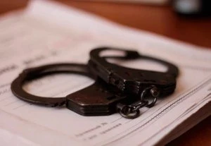 Сотрудников УВД Майлуу-Суу обвиняют в насилии