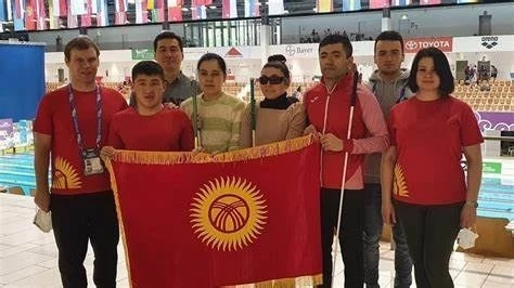 Федерация плавания Кыргызстана: развитие и достижения
