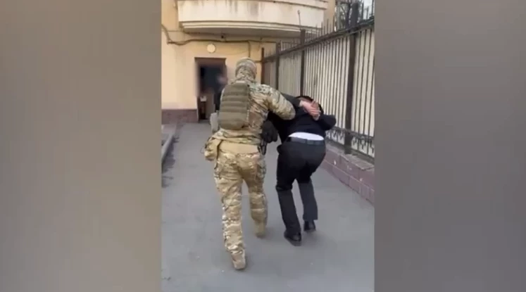 Задержан лже-советник Садыра Жапарова, намеревавшийся завладеть угольным месторождением