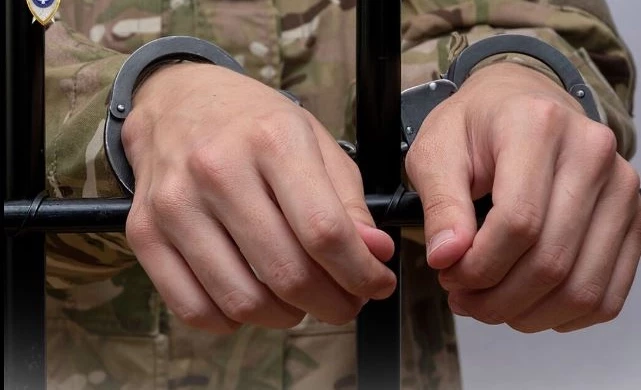 Задержаны военнослужащие, уличенные в коррупции