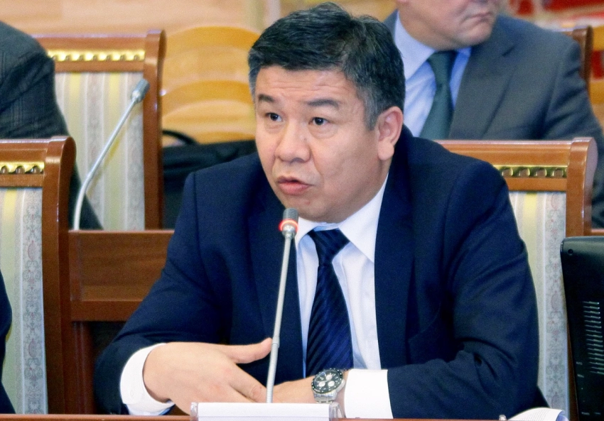 Алмамбет Шыкмаматов призвал бизнес участвовать в совершенствовании налоговой системы