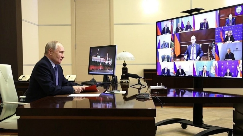 Путин провел совещание с постоянными членами Совбеза