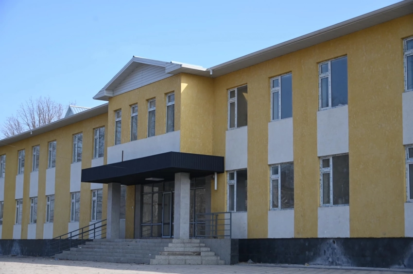 Завершено строительство нового корпуса школы №54 в Бишкеке