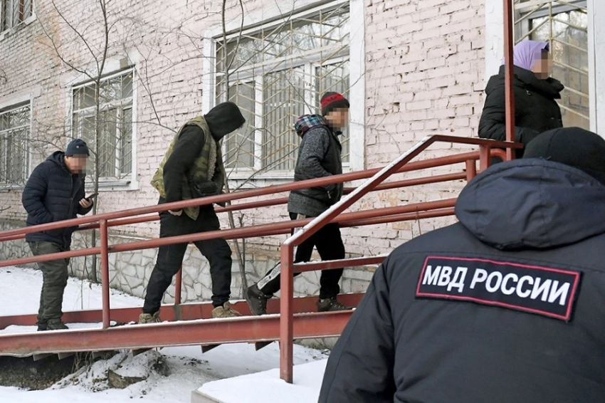 Более 83 тысяч кыргызстанцев в России попали в реестр нелегалов