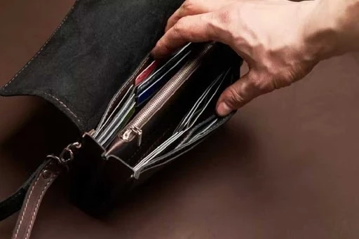В Бишкеке задержан подозреваемый в совершении грабежа