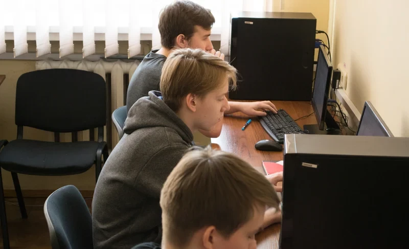 Международный колледж IT и бизнеса объявляет конкурс среди учеников 9 класса