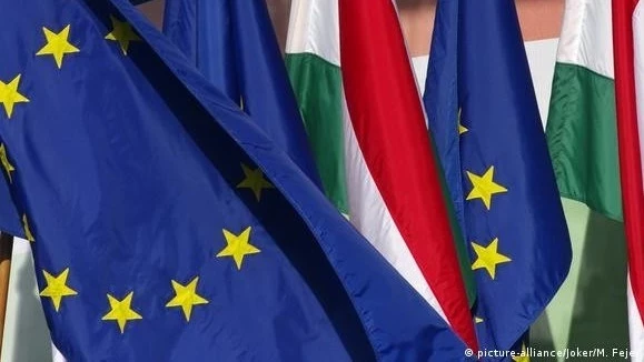 Венгрия сняла вето и согласилась продлить санкции ЕС в отношении РФ