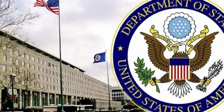 Госсекретарь США Рубио провел беседу с министром иностранных дел России Лавровым