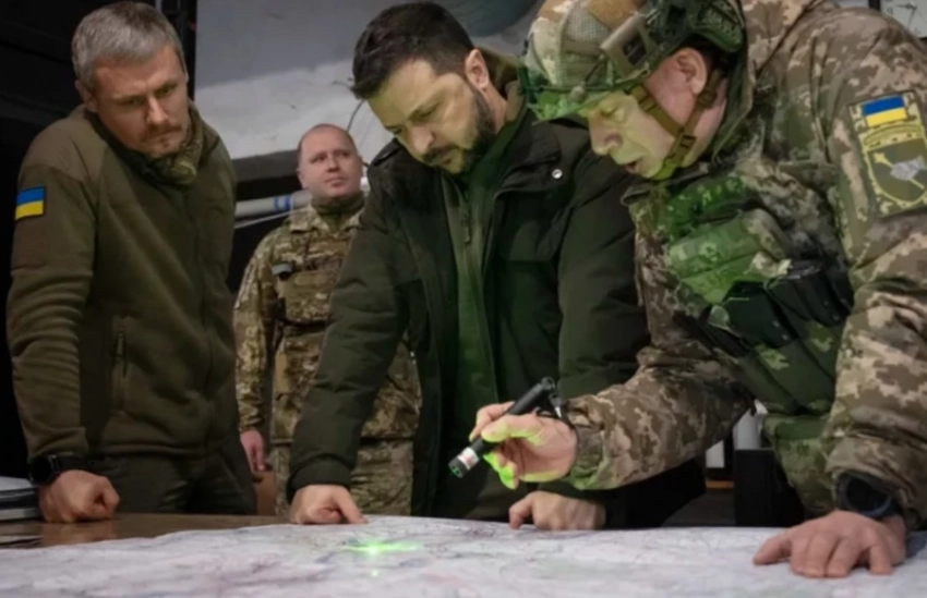 Дональд Трамп приостанавливает всю военную помощь Киеву
