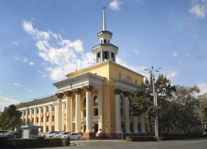Национальному банку Кыргызстана исполняется 33 года