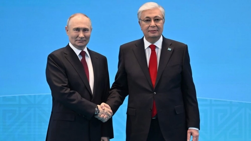 Путин и Токаев поговорили по телефону