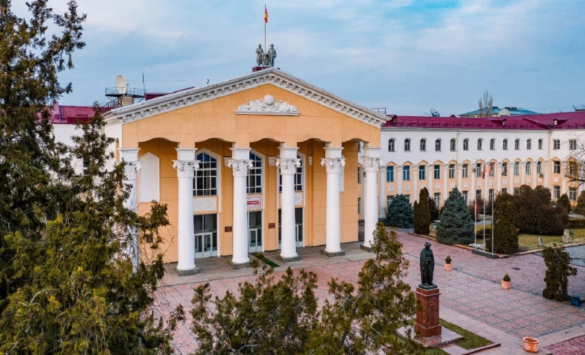12-летнее образование. Срок обучения в вузах будет сокращен