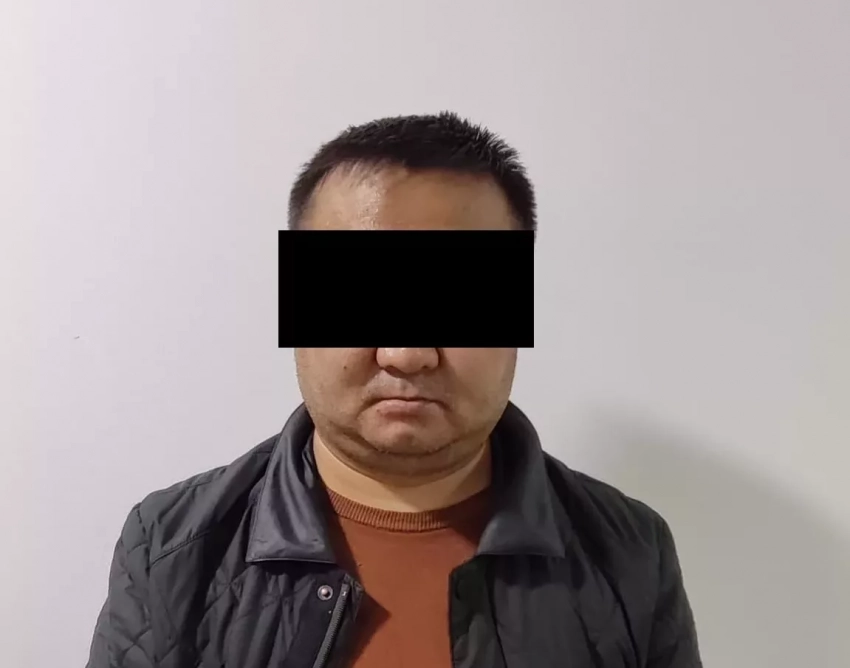 Представился Ташиевым и завладел деньгами сопартийца: По факту мошенничества задержан депутат Бишкекского горкенеша