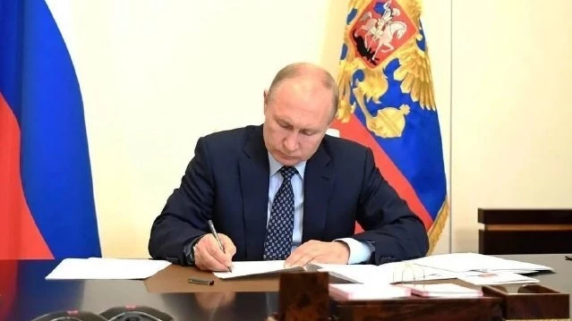 Путин создал новую службу по вопросам гражданства и мигрантов