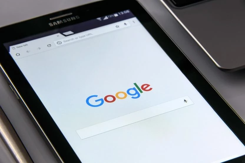 Google утверждает, что новости бесполезны для ее рекламного бизнеса