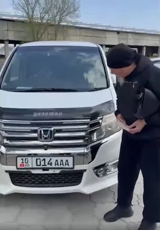 Легализация авто. Выданы первые госномера 10-го региона (фото)