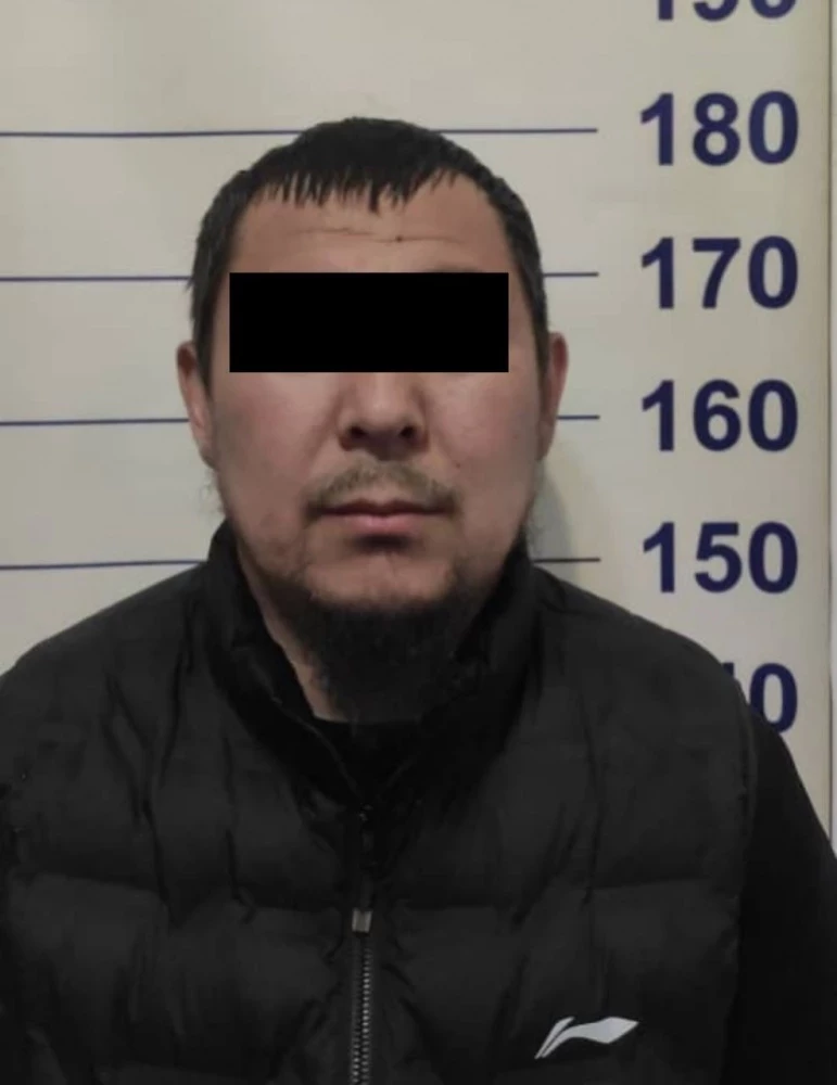 В Бишкеке задержан мужчина за попытку дать взятку следователю