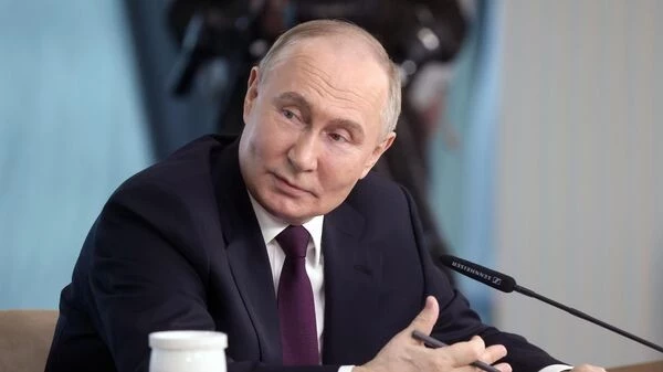 Путин объявил перемирие с Украиной в дни 80-летия Победы
