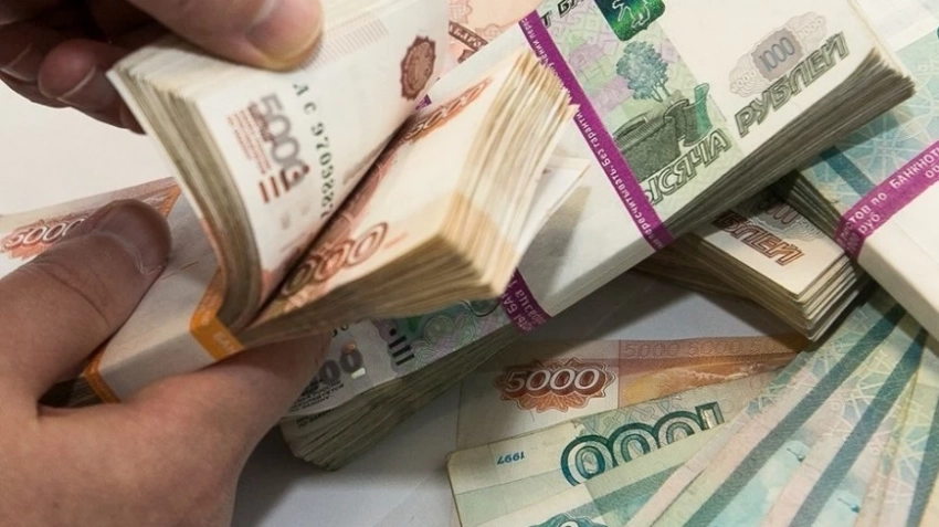 Денежные потоки из России сократились: Кыргызстан стал исключением
