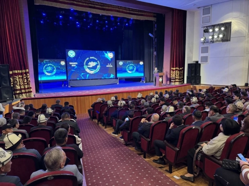 В Бишкеке стартовал форум "Цифровой фермер-2025"