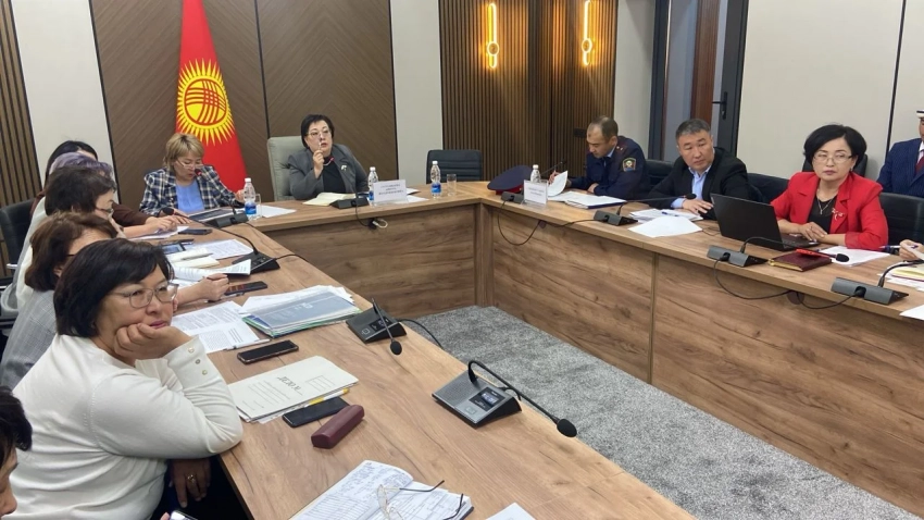 В Иссык-Кульской области обсудили пути решения проблемы с нехваткой врачей в регионе