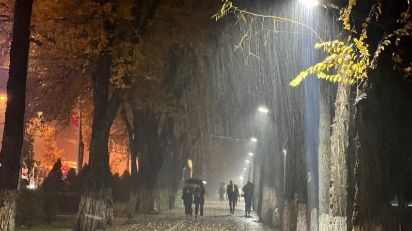 В Казахстан возвращается непогода
