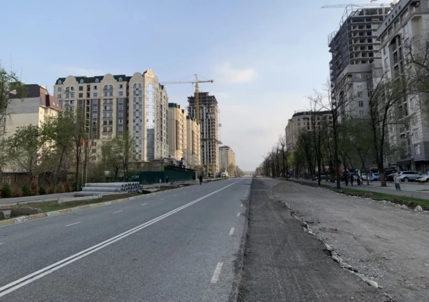 Депутат: Вместо расширения дорог в Бишкеке нужно строить метро