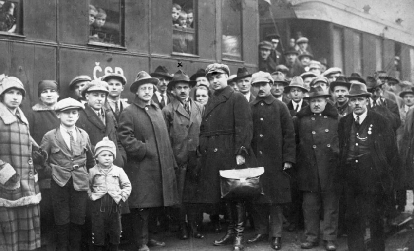 К 100-летию прибытия в Кыргызстан чехословацкого кооператива "Интергельпо"