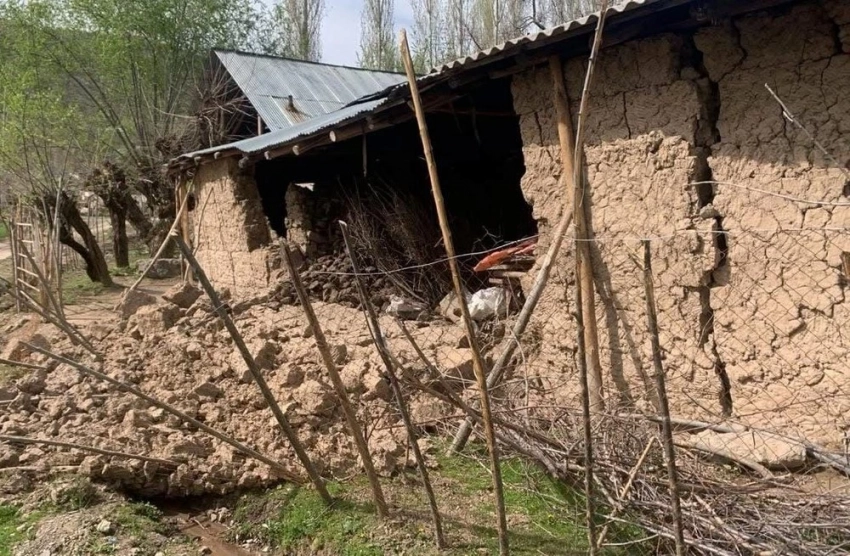 В Таджикистане в результате землетрясений погиб ребенок, разрушены 29 домов