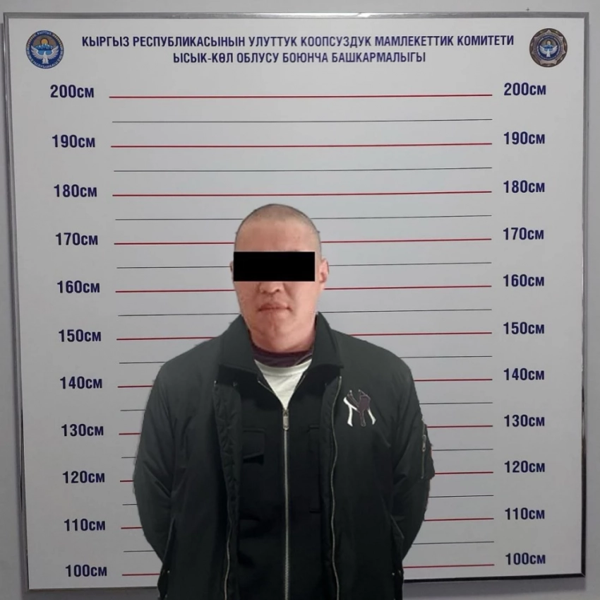Завотделом районного суда задержали с поличным по делу о вымогательстве (фото)