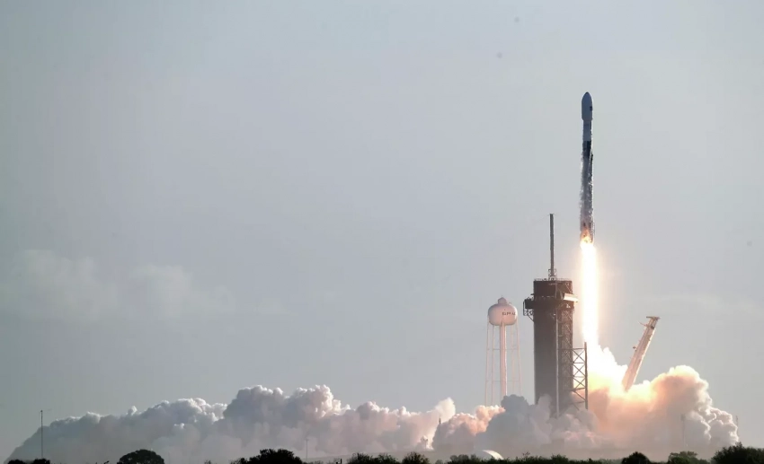 Узбекистан обсуждает со SpaceX запуск собственного спутника