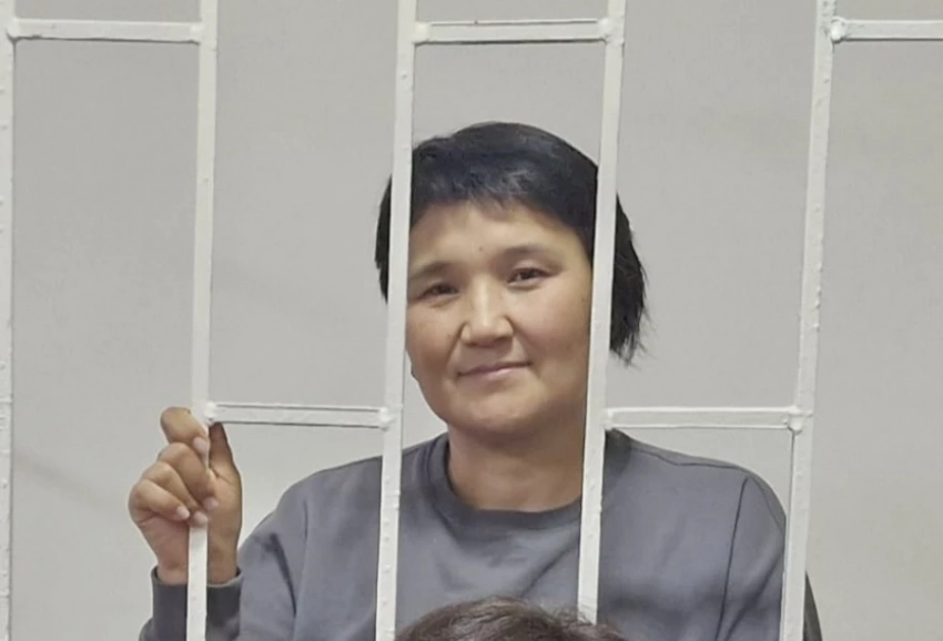 Рите Карасартовой разрешили выехать в больницу для снятия швов