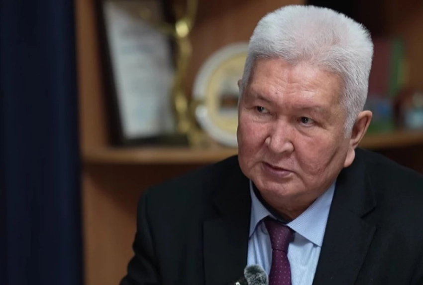 Феликс Кулов: За насмешки и сарказм закрывать СМИ неправильно