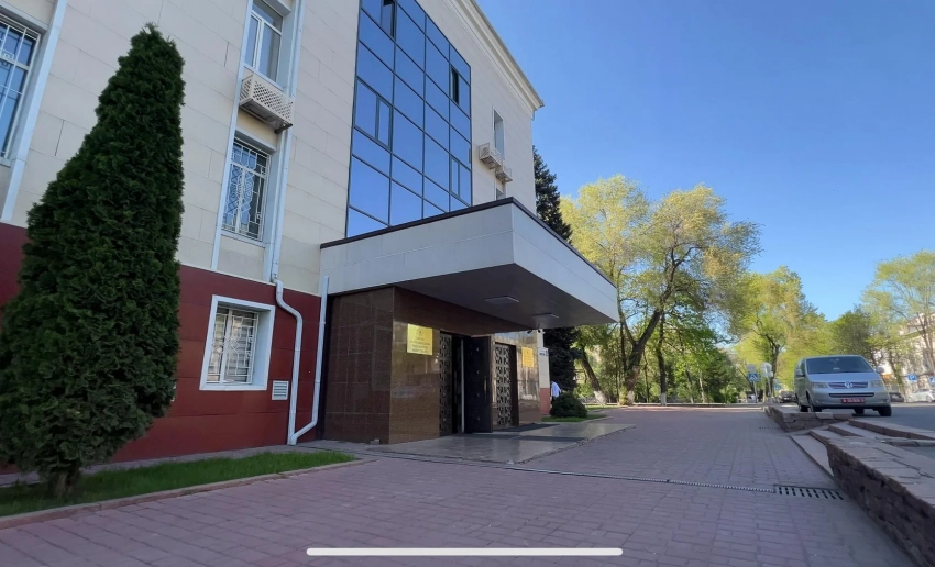 Задержанный в Стамбуле учитель из КР встретился с адвокатом