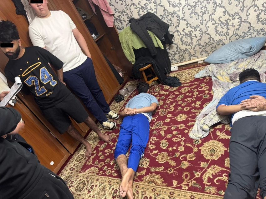 Пакистанца задержали за подделку виз для своих земляков