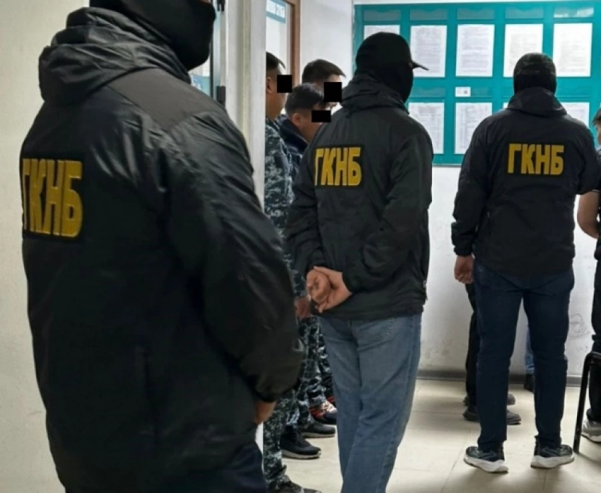 ГКНБ проводит обыск в ГУВД Бишкека
