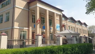 Бишкекской школе-гимназии №33 присвоено имя отца президента Казахстана