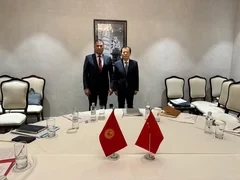 Кыргызстан и Китай обсудили увеличение грузоперевозок и упрощение логистики
