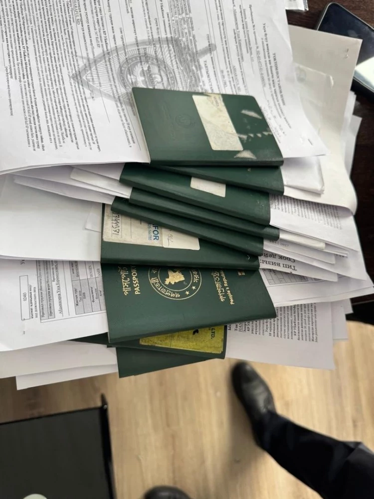 Задержан гражданин Бангладеша за изготовление и сбыт фальшивых документов