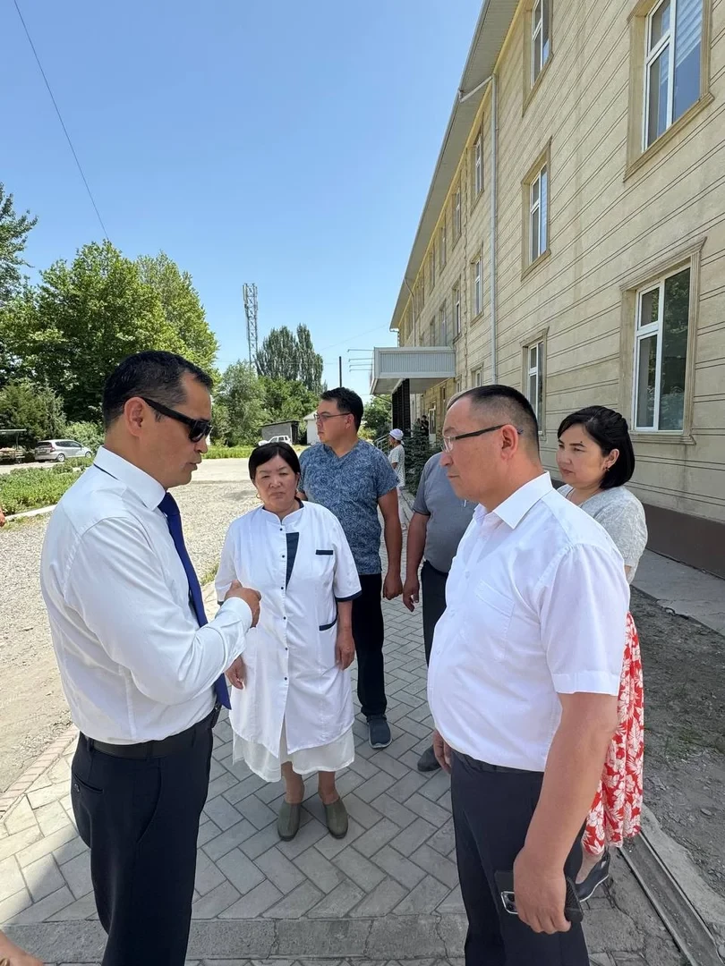 1000 родов в год. О работе ЦОВП в Узгене рассказали главе Минздрава