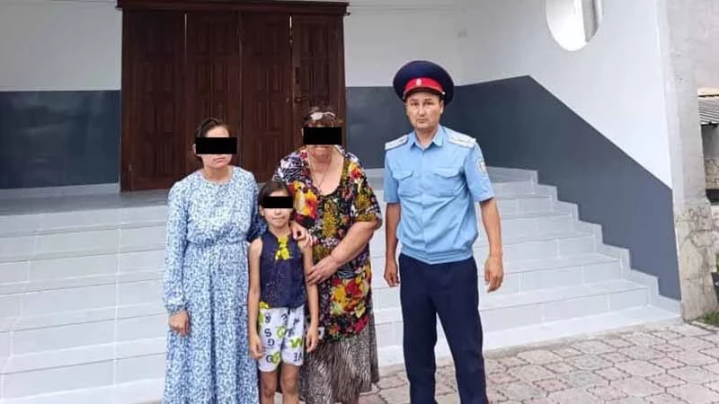 Пропавшая семилетняя Алина Разбицкая найдена живой. Девочку передали родителям