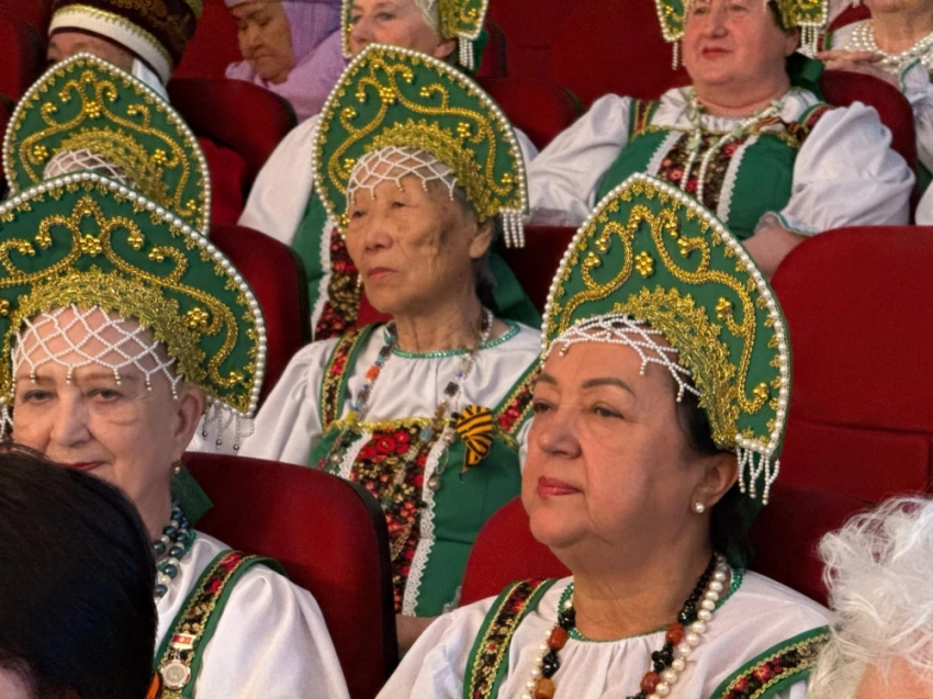 Состоялся гала-концерт фестиваля-конкурса "Красная гвоздика" (фото)