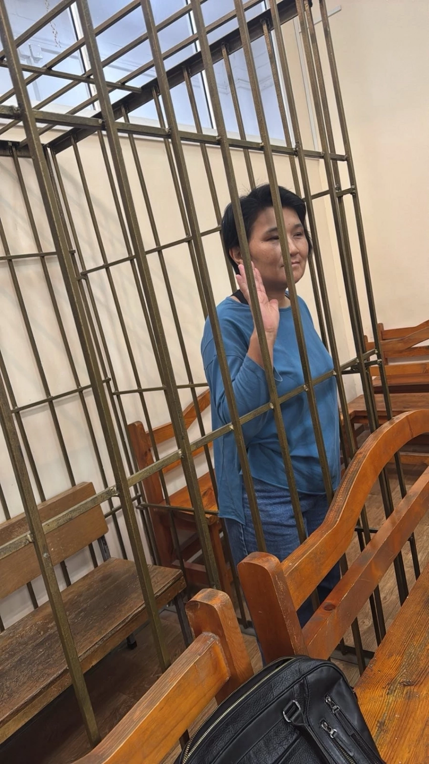 Суд оставил без изменений решение по мере пресечения Рите Карасартовой