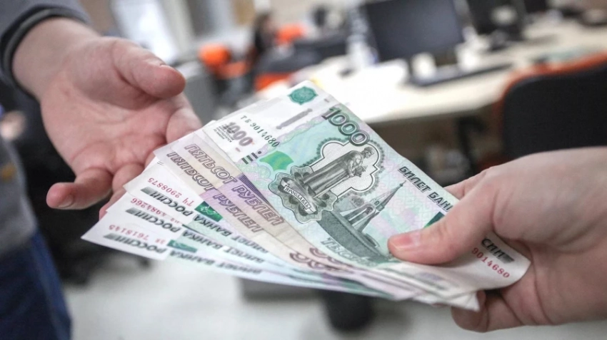 Бактыбек Марипов: В России правоохранители забирают деньги у наших мигрантов