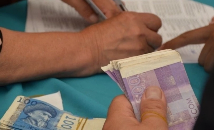 В Чаекском айыл окмоту начисляли зарплату лицам, не работающим там