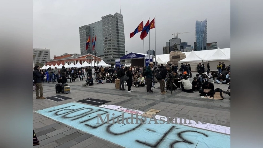 «Уйти в отставку просто»: сегодня протест на площади Сухэ-Батора продлится девятый день