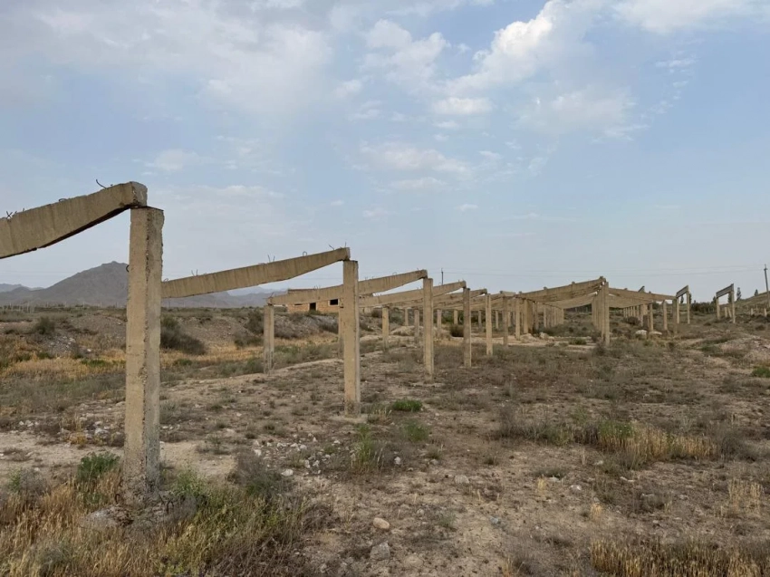 В Баткене незаконно вывели в частную собственность земельный участок бывшего кирпичного завода