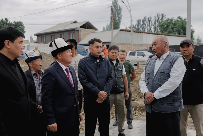 Мэрия Оша обещает обеспечить жилмассив Кен-Сай чистой водой до конца июня