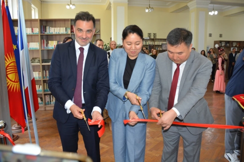 В Бишкеке открылся центр Campus France