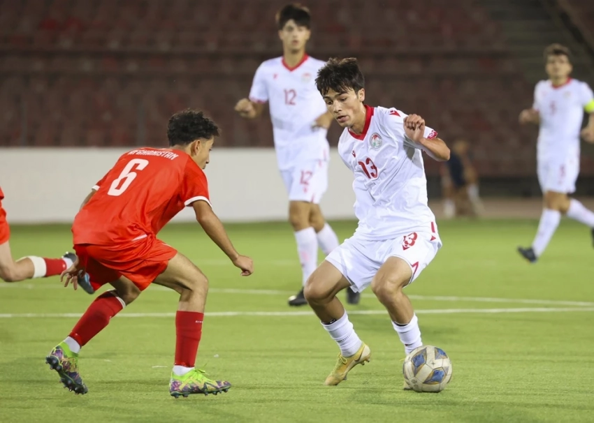 CAFA U-17: Кыргызстан занял 2-е место в группе и сыграет за бронзу